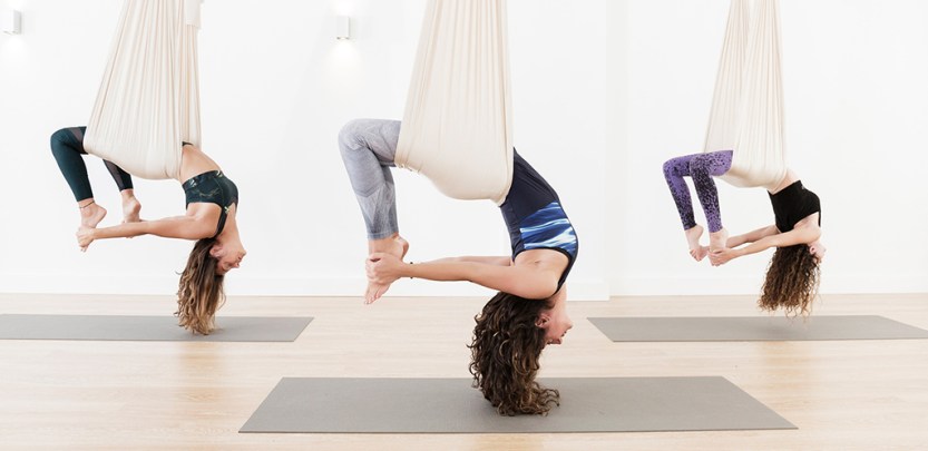 antigravity yoga con samadhi yoga