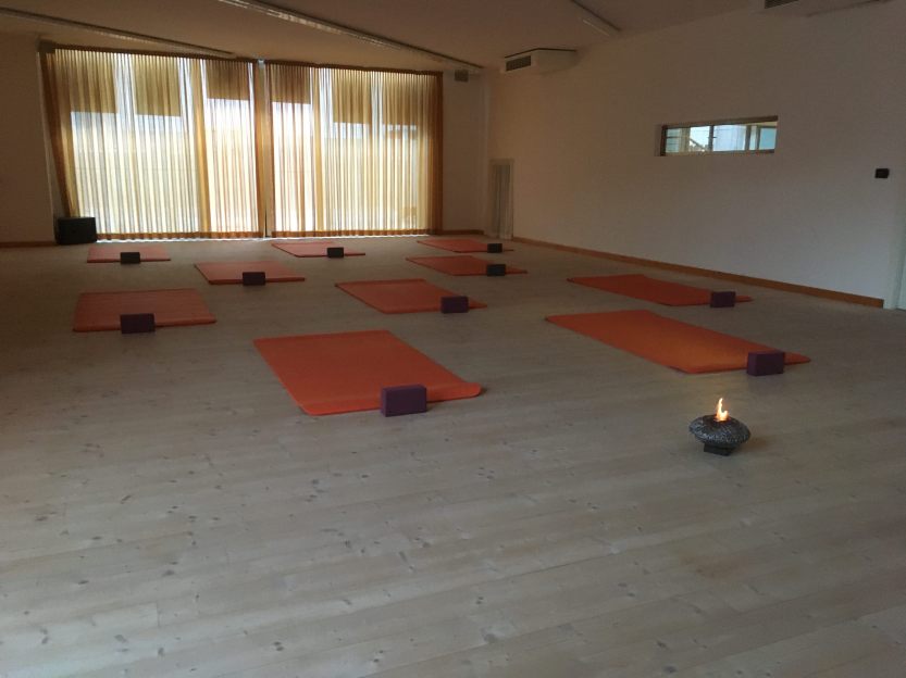 samadhi yoga riva del grada